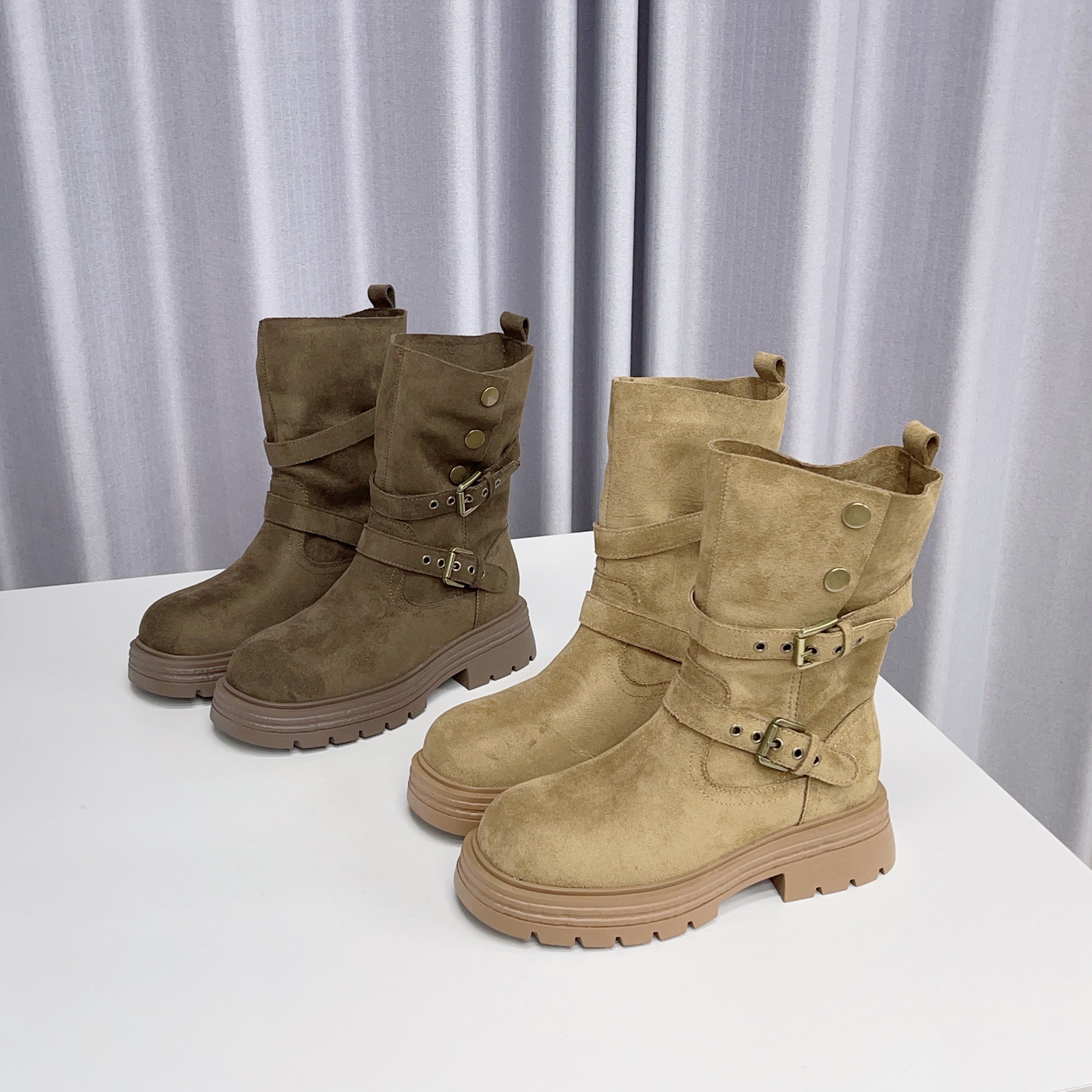 英伦风皮带扣骑士靴女厚底粗跟