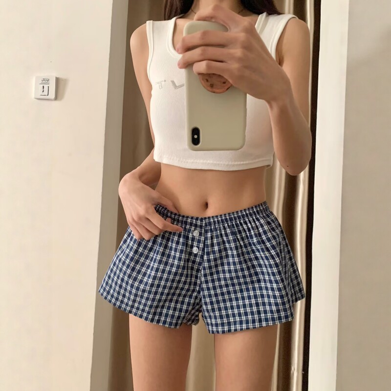 BM宽松蓝格子低腰短裤女夏季外穿显瘦松紧腰a字休闲居家阔腿热裤