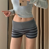 女春秋冬百搭显腿长外穿包臀热裤 美式 辣妹风条纹翻边针织短裤 休闲
