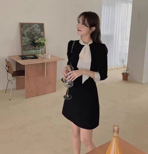 现货~韩国东大门飘带连衣裙 女春夏小香风蝴蝶结系领小个子短裙