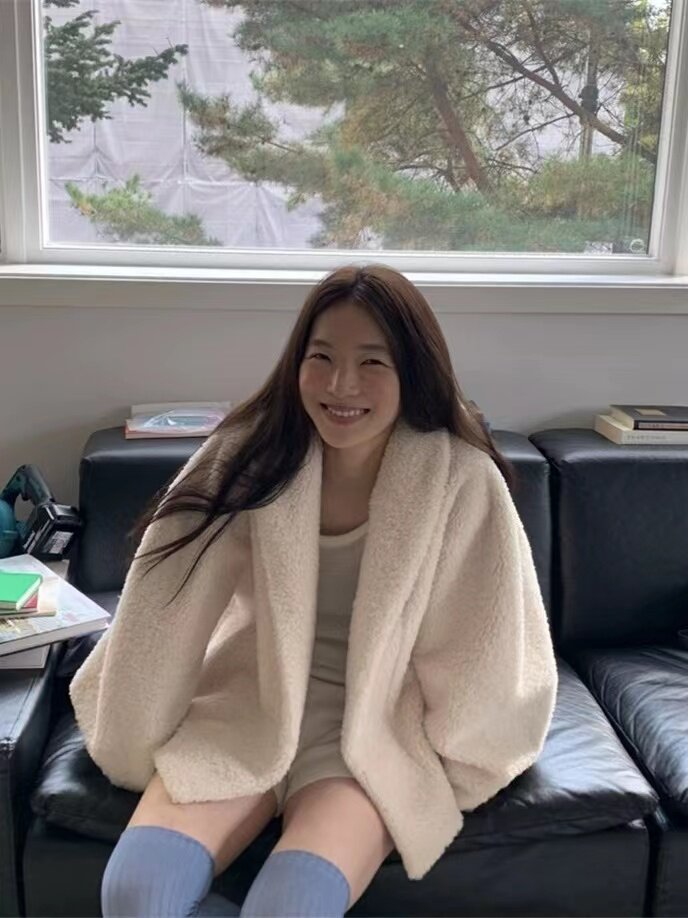 韩国mone皮毛一体外套秋冬新款气质慵懒风宽松毛毛短款大衣女