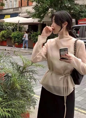 nymph韩国纯色吊带背心气质半高领薄款收腰长袖罩衫两件套女