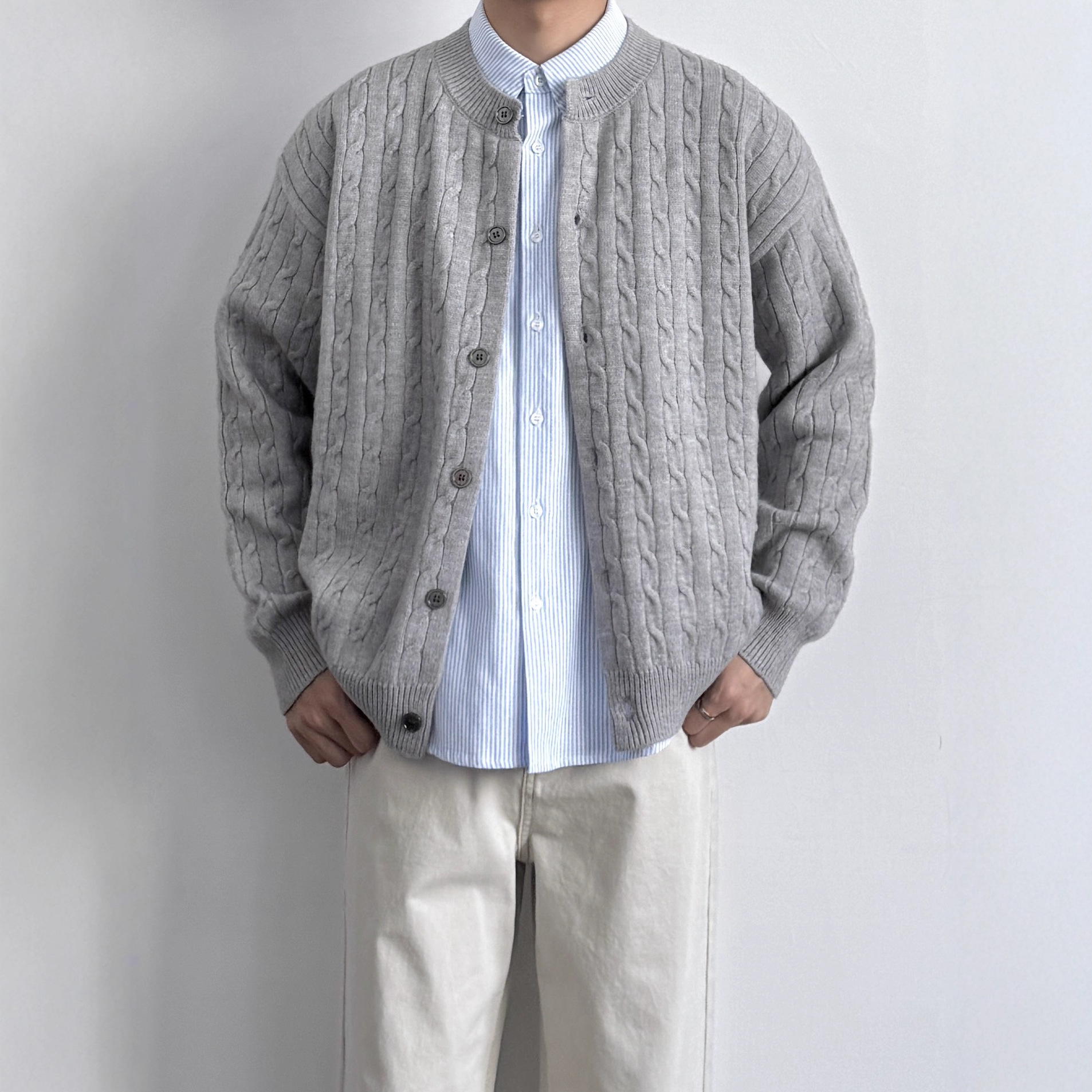 复古绞花纯色针织开衫秋冬季男生宽松休闲百搭纽扣圆领毛衣外套潮