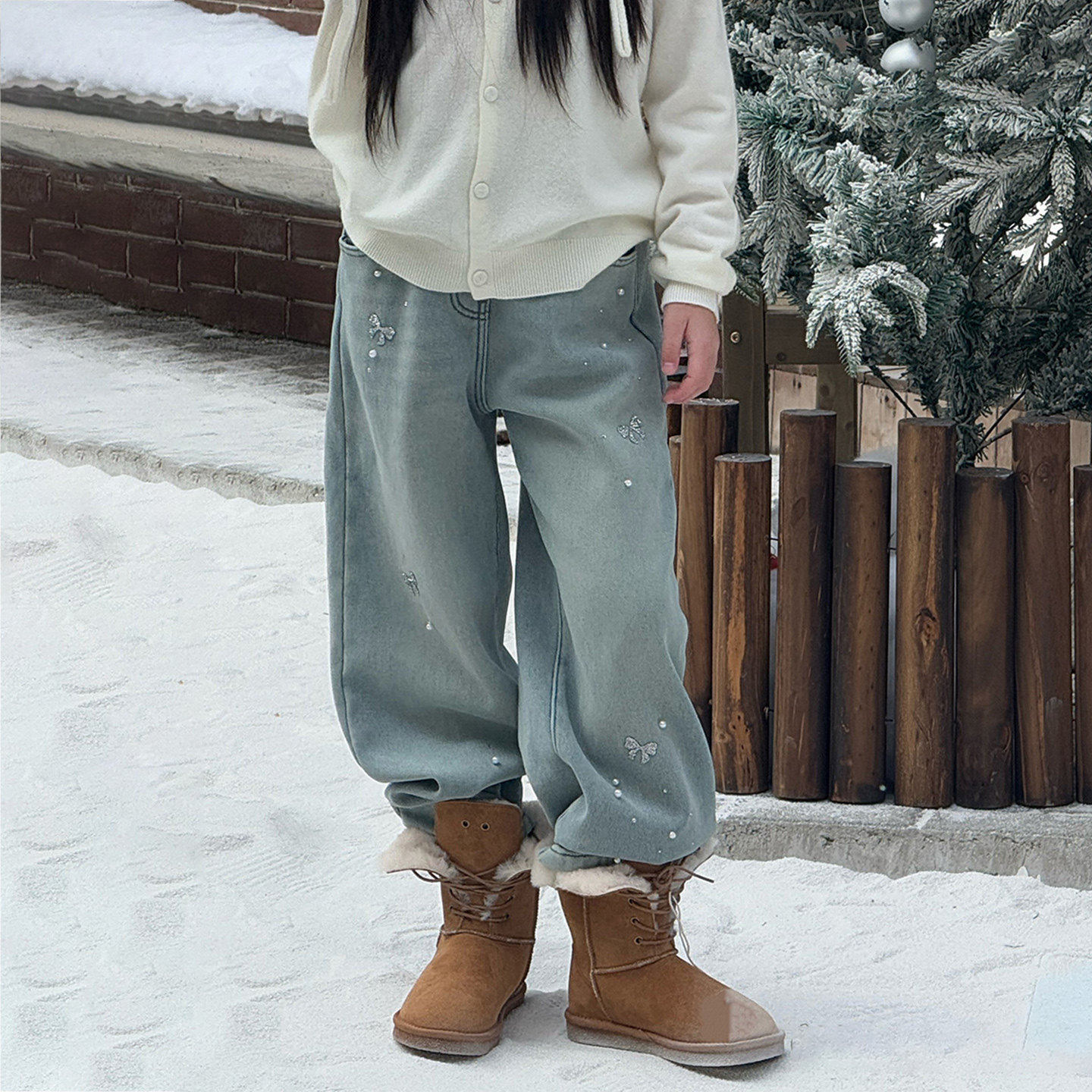 冬装2025新款蝴蝶结烫钻女童秋冬装牛仔裤儿童加绒加厚弯刀裤长裤,童装/婴儿装/亲子装,儿童牛仔裤,淘宝优惠券,粉丝福利购,淘宝优惠卷