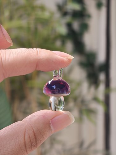 HW  glass手工挂饰玻璃蘑菇小众设计简约百搭 ins 风闺蜜吊坠