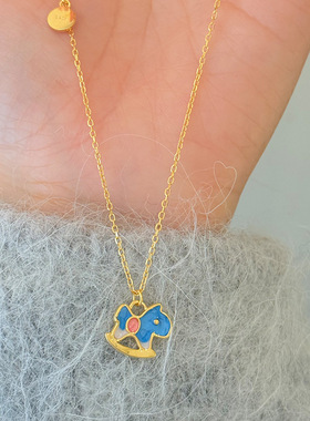 s925纯银彩色小马钱币项链女新中式设计生肖本命年马年精致锁骨链