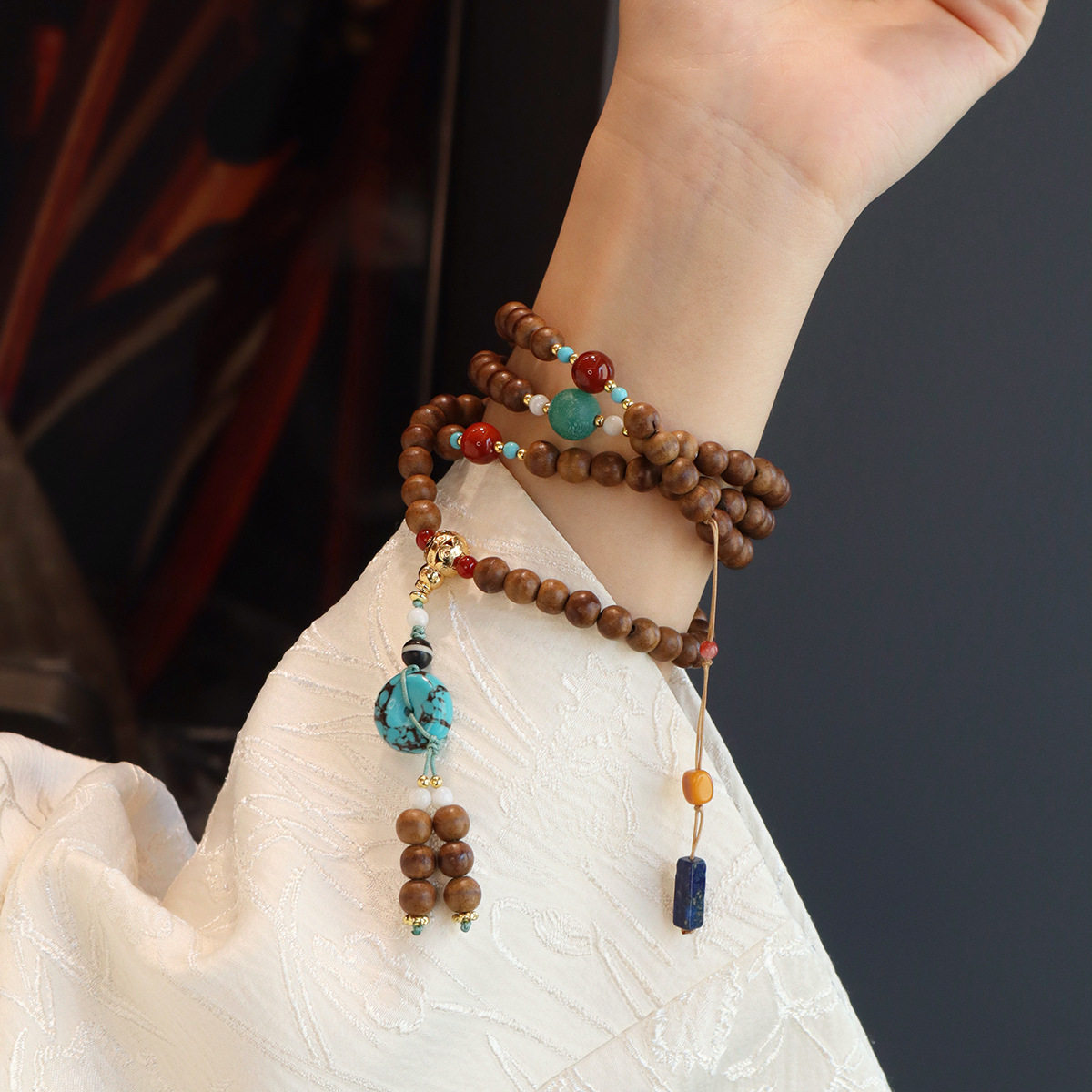 三圈黄油沉香木手串女国风新中式天然玛瑙青金石佛珠文玩四圈手链