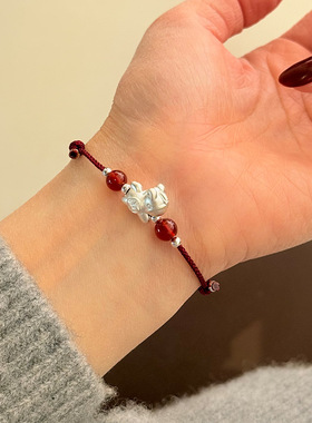 999足银马上有钱红玛瑙手绳手链女简约新中式设计本命年红绳手饰