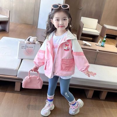 女童外套春秋款2025新款小童洋气儿童装冲锋衣女宝宝秋装韩版