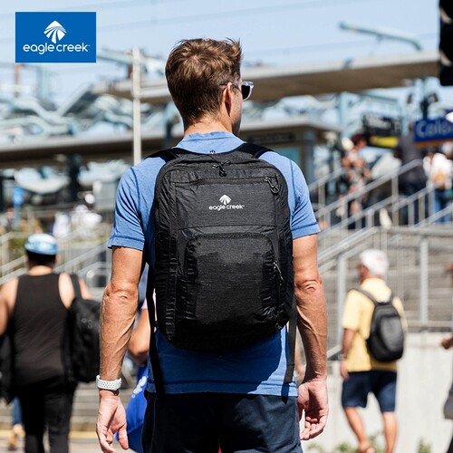 Eagle Creek双色四季轻便2合1聪明背包双肩包单肩包两用2019新款
