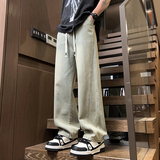 泥黄色
