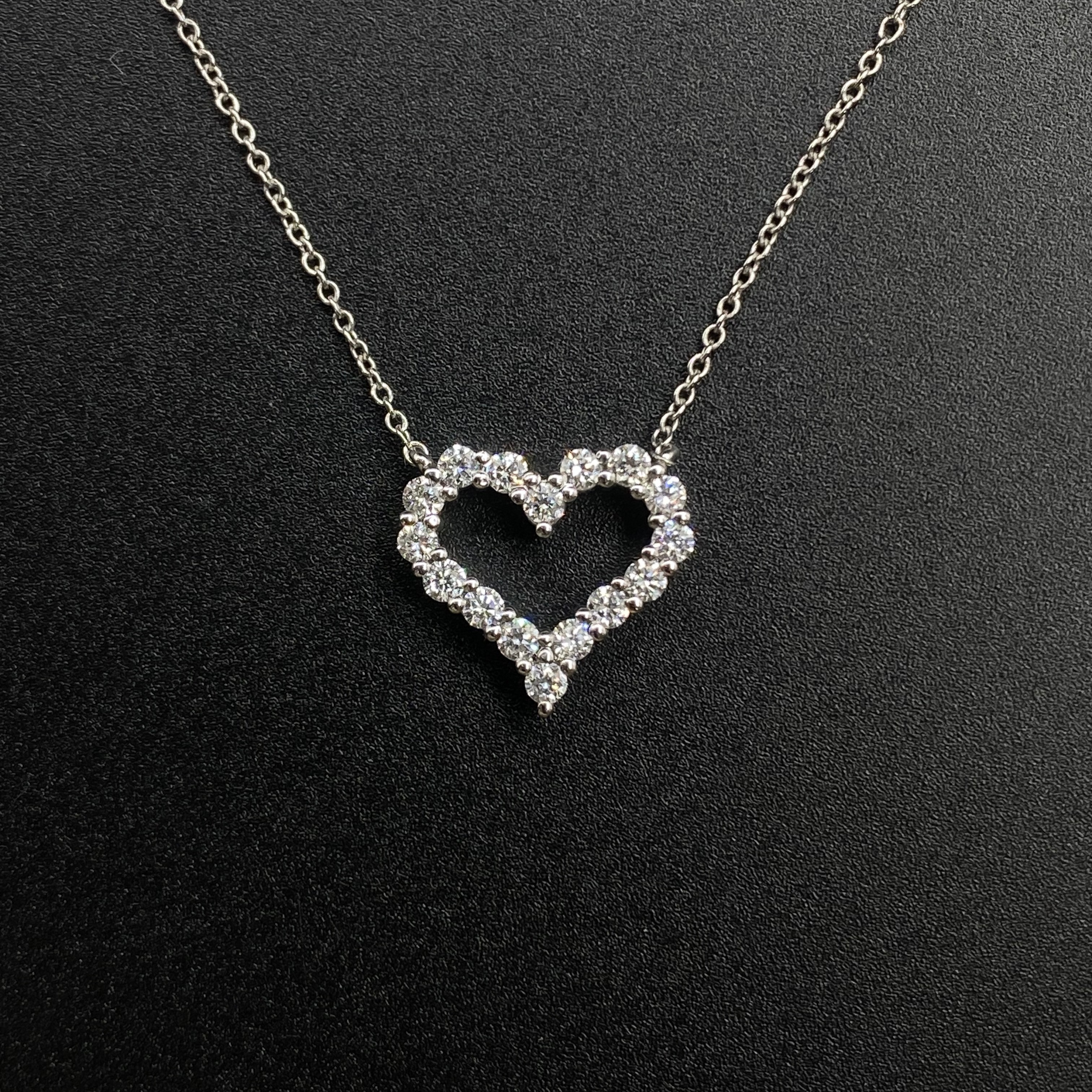 戈耀珠宝爱心吊坠项链