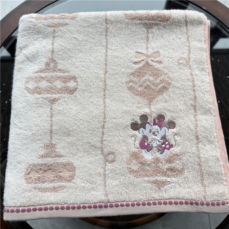 出口日本原单 米妮米奇卡通可爱刺绣纯棉柔软全棉舒适吸水 浴巾