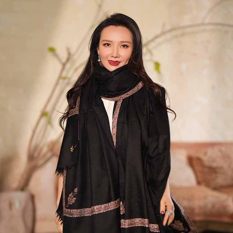 系列gents丝线朱莉手工披肩