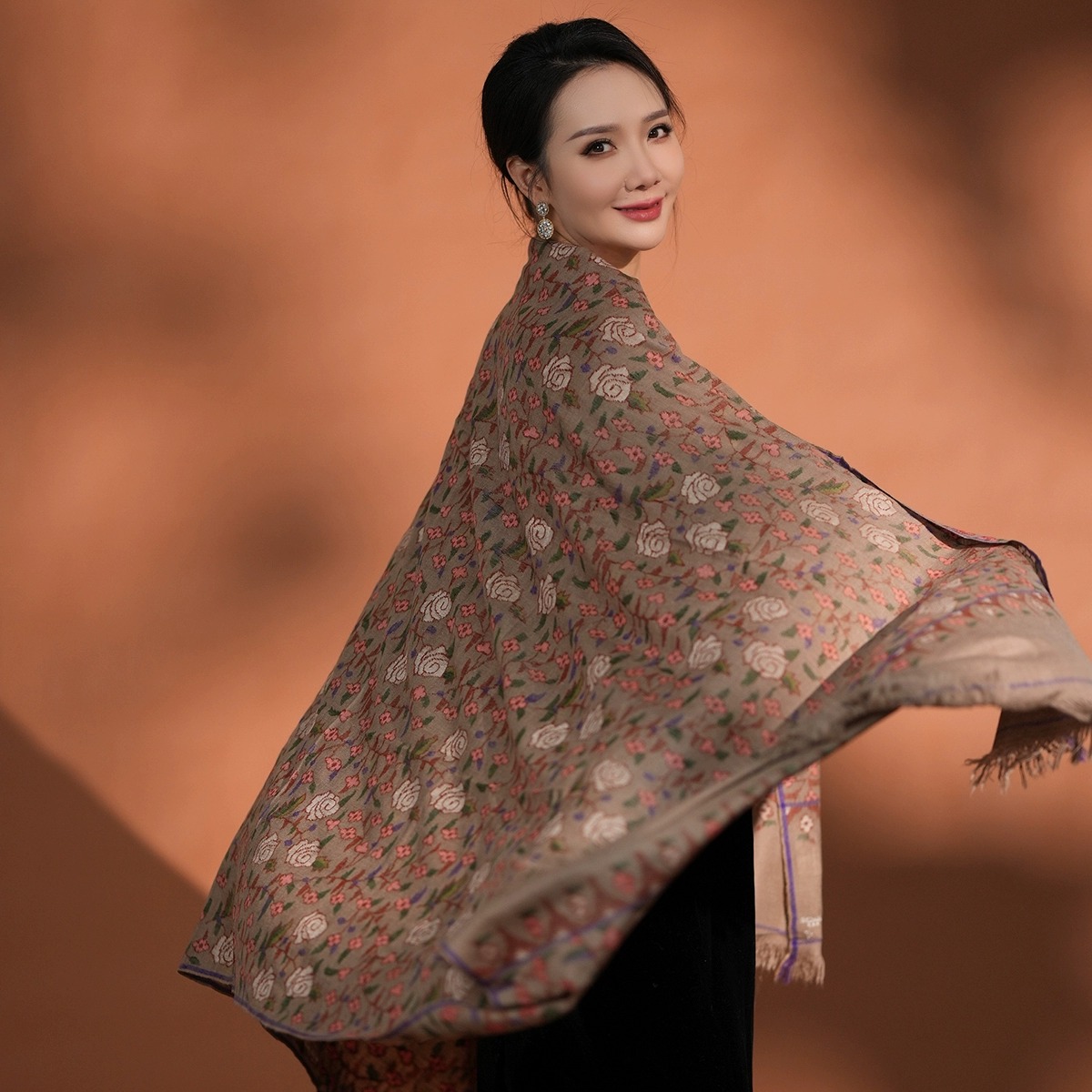 NagarNan-百年工坊X系列小色块卡尼kani那家楠克什米尔手工披肩