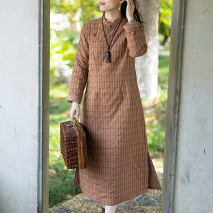 念江南文艺复古气质棉麻色织格纹立领长款棉服连衣裙女绗棉袍子