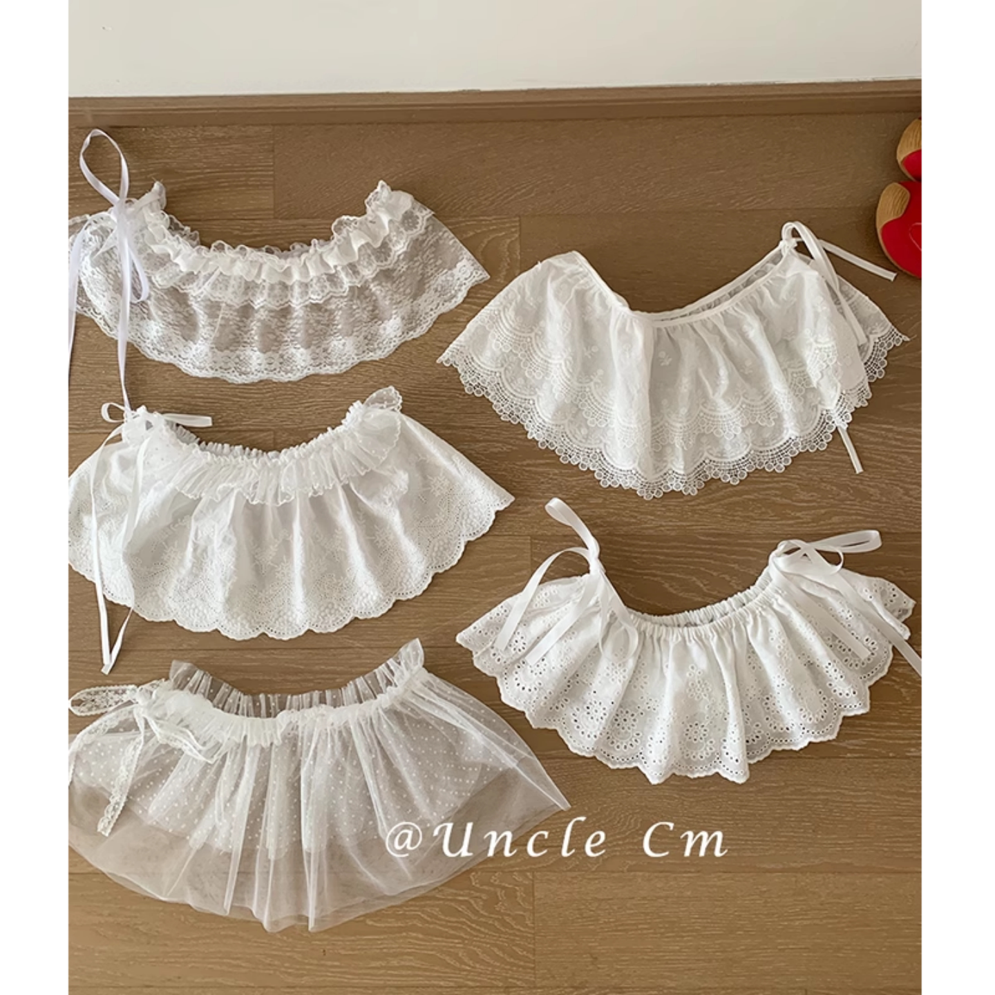 韩系甜美蕾丝刺绣花朵屁帘女图片