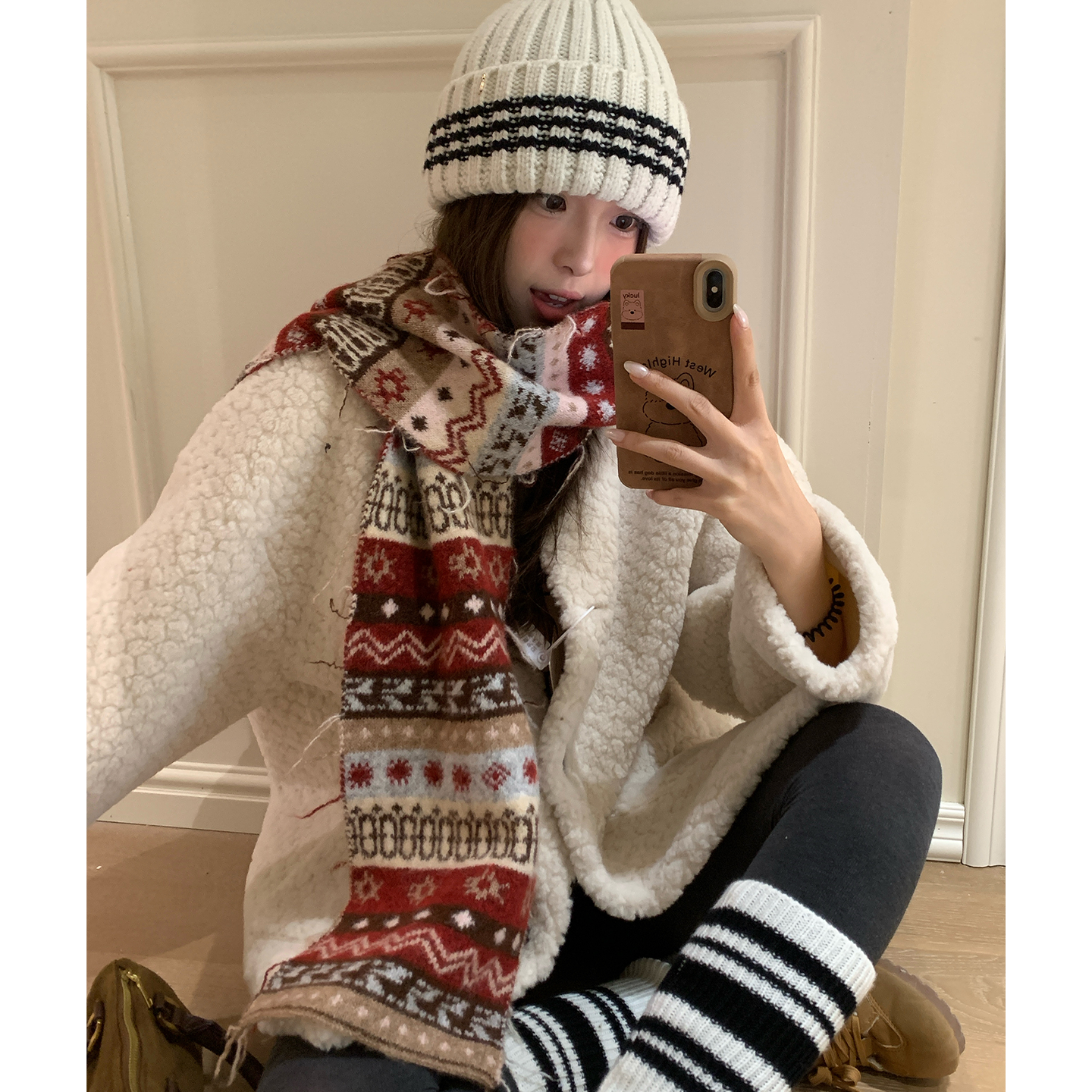 含羊毛新年红色费尔岛提花针织围巾女款冬季复古加厚防寒保暖围脖,服饰配件/皮带/帽子/围巾,围巾/丝巾/披肩,淘宝优惠券,粉丝福利购,淘宝优惠卷