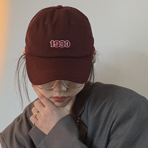 unclecm潮牌显脸小酒红色