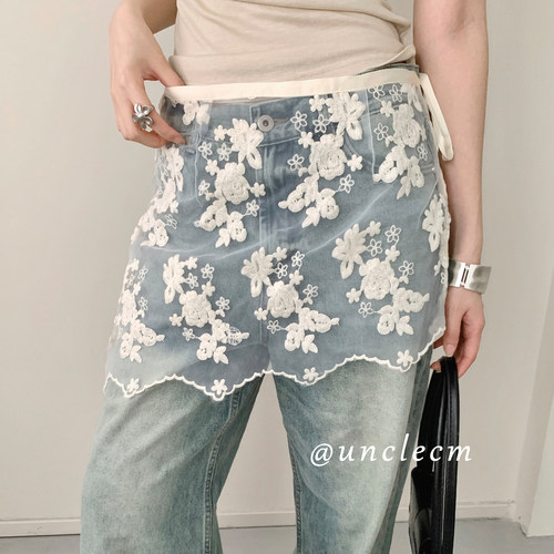 韩系氛围感蕾丝刺绣花朵屁帘女