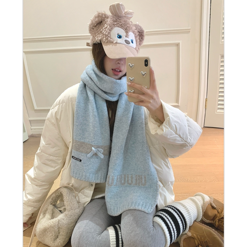 含羊毛拼色锁边蝴蝶结针织围巾