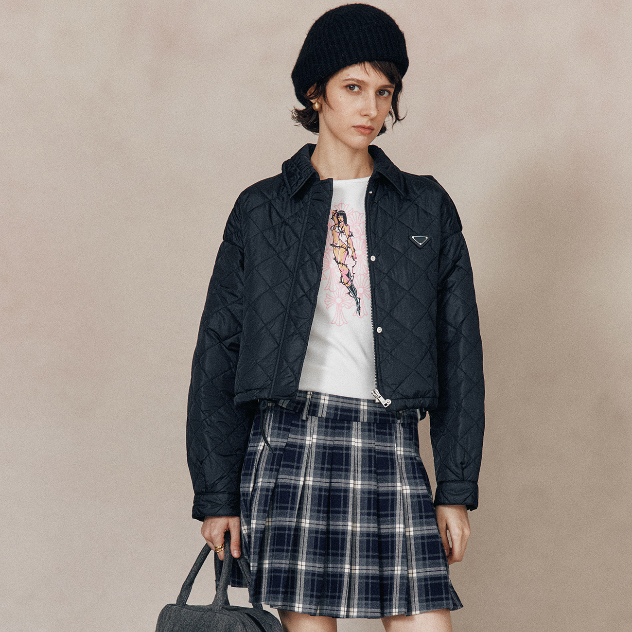 翻领落肩短款菱格纹绗缝棉服外套