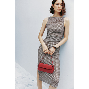 现货 定制蛀虫纱不对称剪裁捏褶一字领棋盘格连衣裙