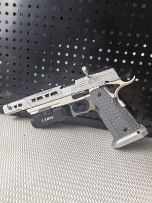 战术下挂手电Vp9战术大师UDL2011爆闪强光G17和TTi G34战术手电