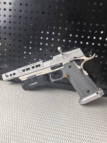 战术下挂手电Vp9战术大师UDL2011爆闪强光G17和TTi G34战术手电