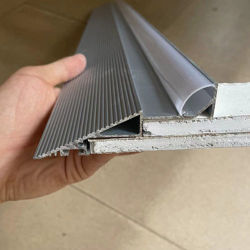 薄如蝉翼斜面灯槽斜边45度回型顶客厅悬浮吊顶反光线性洗顶氛围灯