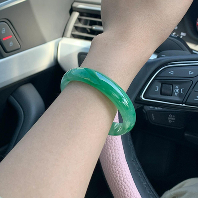 【专注翡翠11年】匠心翡翠店