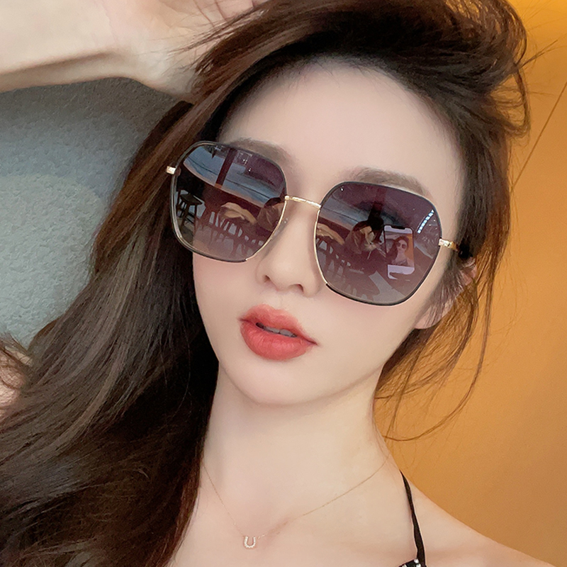 墨镜203年新款潮女高级感大脸