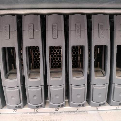 NetApp X423A-R5 硬盘 900G 10K 2.5 SAS DS2246,FAS2240,R6