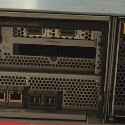 Netapp FAS3040 磁盘柜 双电 单控 111-00359 114-00024