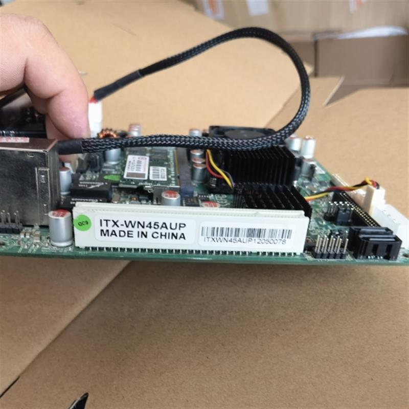 工控主板 ITX-WN45AUP  N270  DC12v电源带PCI 支持lvds 挡板内存图片