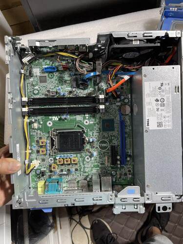全新  OptiPlex XE3 SFF 工业电脑主机 准系统 8代