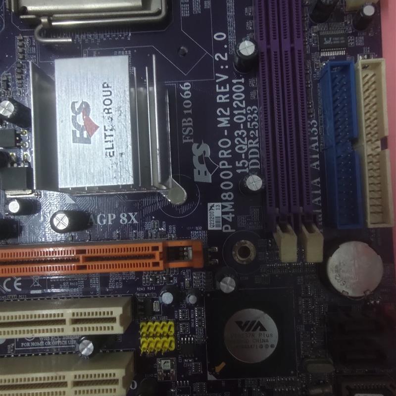精英主板P4M800PRO-M2 REV 2.0主板AGP插槽,DDR2内存