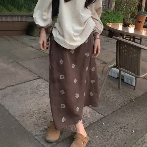 不愧是老钱风中古裙！好耐看！