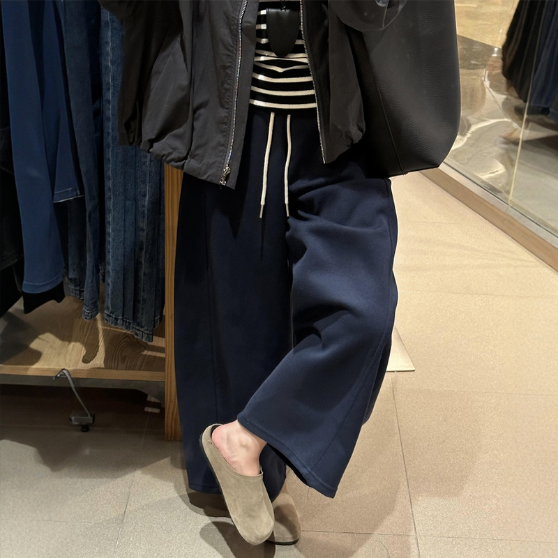 谁懂我！弯刀版型的运动卫裤！