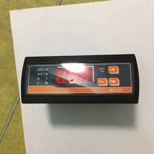温度控制器，温控仪，纽思凯温控仪，型号：NS320，一个。拆