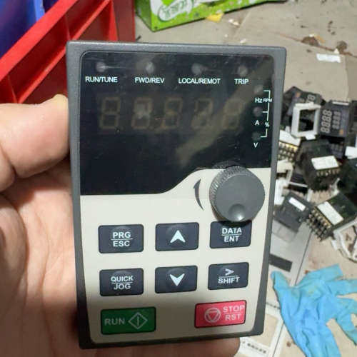 变频器面板GD300-LED-JP-3110-KY3 一个