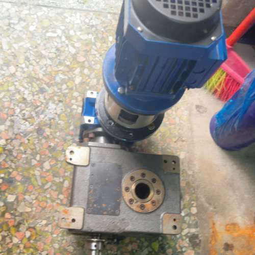 Camdex减速电机加分割器 型号RVS04A-DB-270