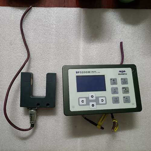 BIANFU蝙蝠BF5200M纠偏控制器加U型传感器！