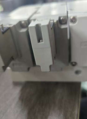 25A-VP744-5DZ1-04F-M-X555