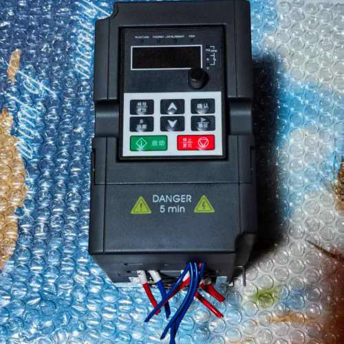 国产沃康松通用变频器型号:M100R7G1，