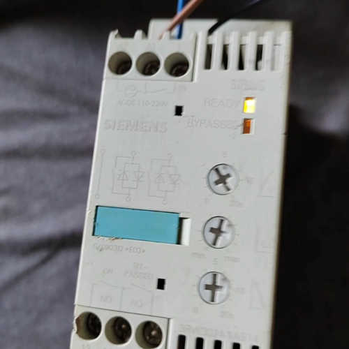 西门子软启动器3RW3024一1AB14，lEC/EN609