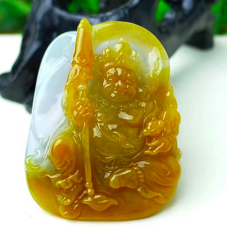 天然缅甸翡翠A货，精美水润，俏色黄翡 黄财神吊坠