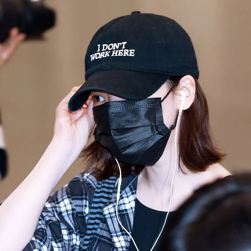 柳智敏同款字母帽子女韩版棒球帽刺绣黑色简单休闲百搭鸭舌帽遮阳