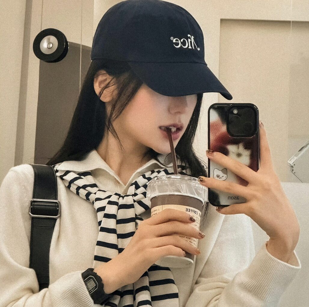 黄礼*明星同款鸭舌帽女黑色显脸小帽子秋冬新品洋气可定制颜色帽