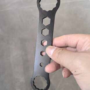 适用阿普利亚SRMAX250/300 维斯帕150机滤比亚乔X7机油格扳手工具